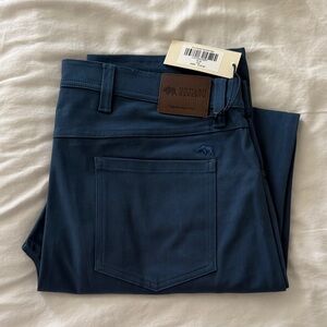NWT Onward Reserve Five Pocket Stretch Blue Pants